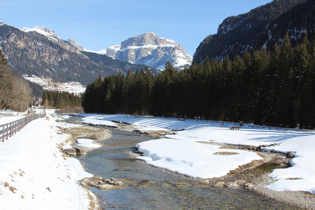 Appartamento Niki Campitello Campitello di Fassa Rom bilde