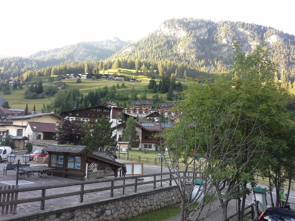 Appartamento Niki Campitello Campitello di Fassa Eksteriør bilde